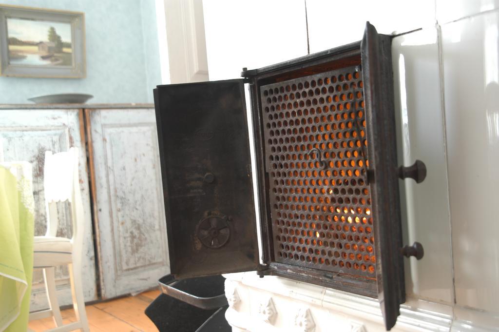 1800'S Townhouse Villa Loviisa Room photo